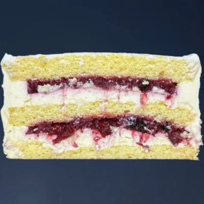 Tort ciocolată albă și fructe